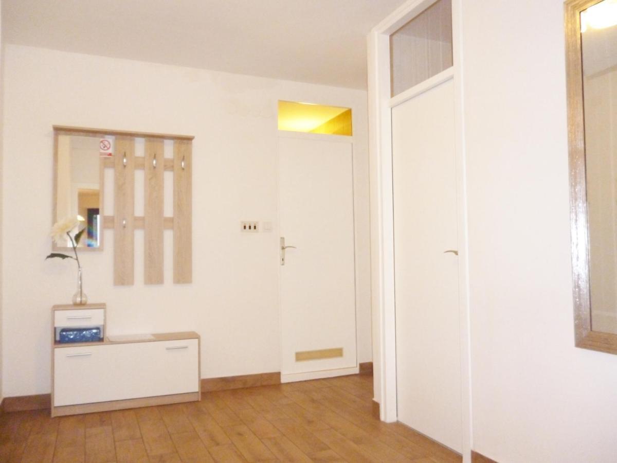 Apartment Irene Pula Exterior photo